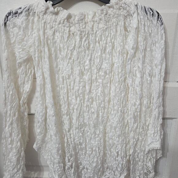 Abercrombie & Fitch woman's lacy top blouse size XS - Picture 3 of 9